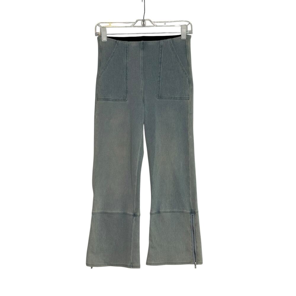 Lysse light wash denim zipper ankle boot cut pull on capri pants size xs